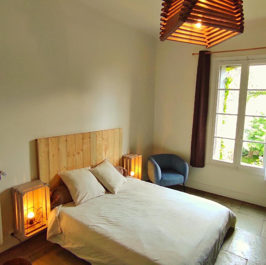 La Vigneronne Des Costieres Bed & Breakfast Vauvert Ngoại thất bức ảnh