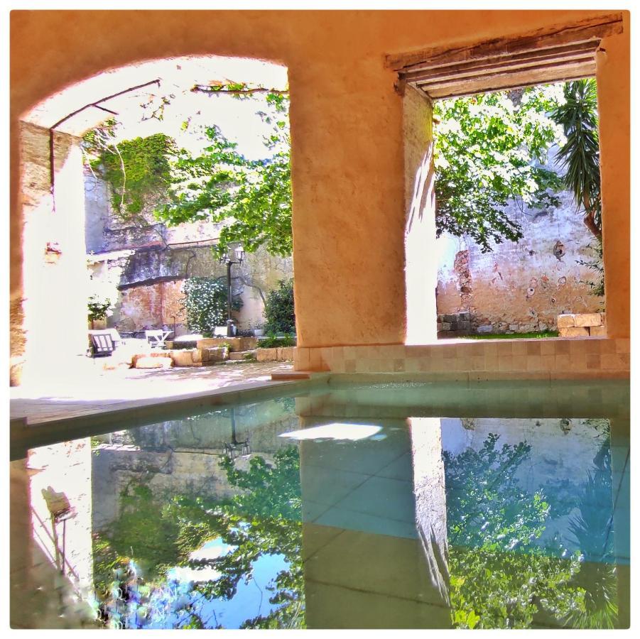 La Vigneronne Des Costieres Bed & Breakfast Vauvert Ngoại thất bức ảnh