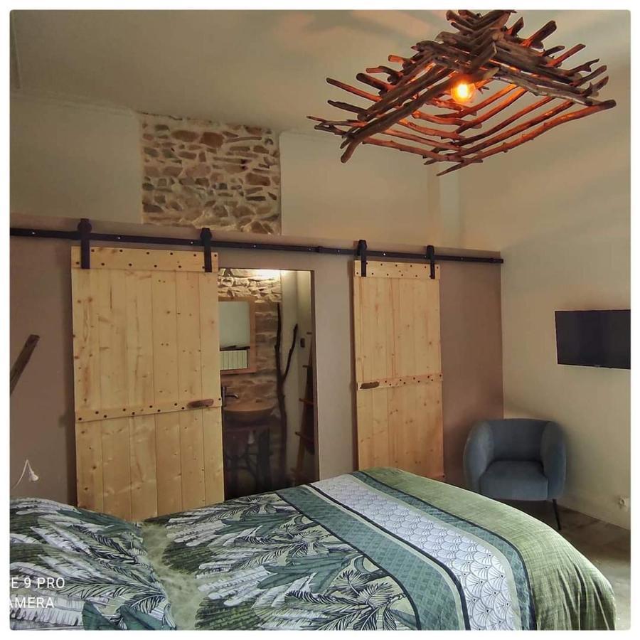 La Vigneronne Des Costieres Bed & Breakfast Vauvert Ngoại thất bức ảnh
