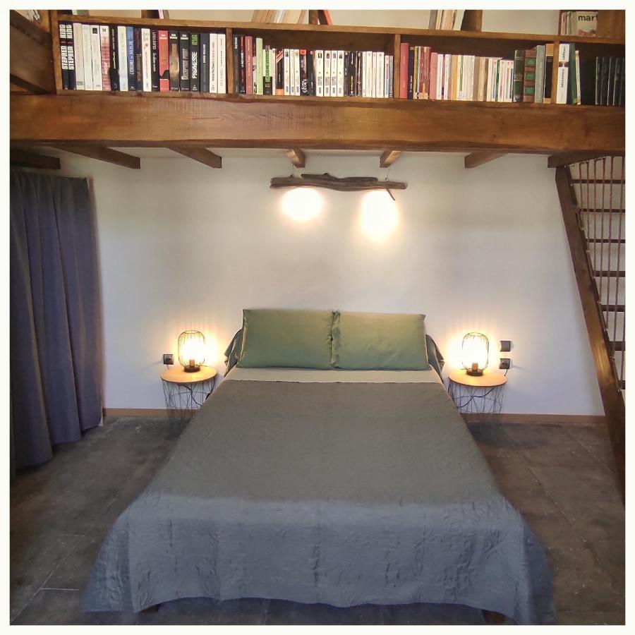 La Vigneronne Des Costieres Bed & Breakfast Vauvert Ngoại thất bức ảnh