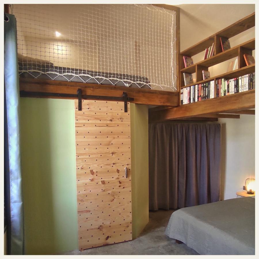La Vigneronne Des Costieres Bed & Breakfast Vauvert Ngoại thất bức ảnh